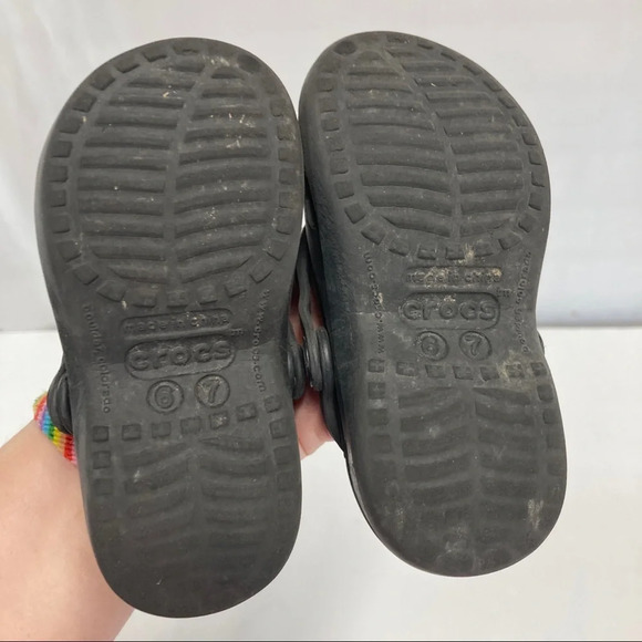 Crocs Youth Clogs Size 7 black double strap - Picture 7 of 7